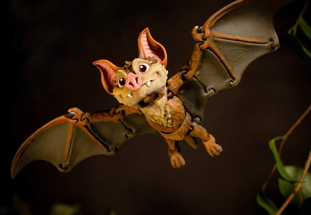 Flexi Bat, Articulated Bat, 3D printed bat, Halloween home decor, magic colours, 3D Print, Fidget Toy, MatMire Makes